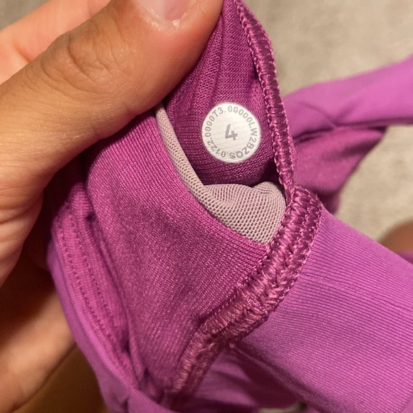 Lululemon sports bra - Picture 3 of 3